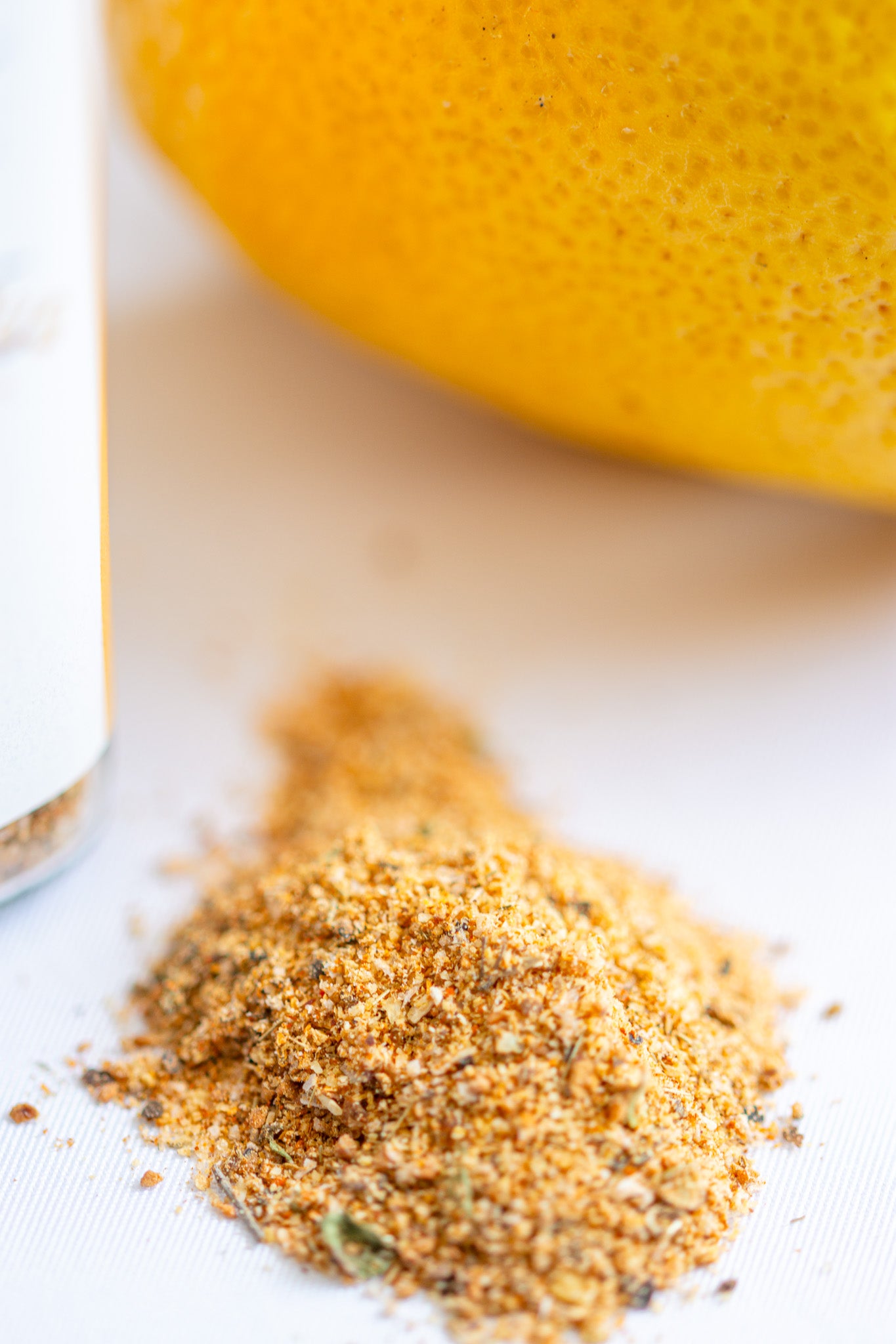 Citrus Garlic Dust Shaker