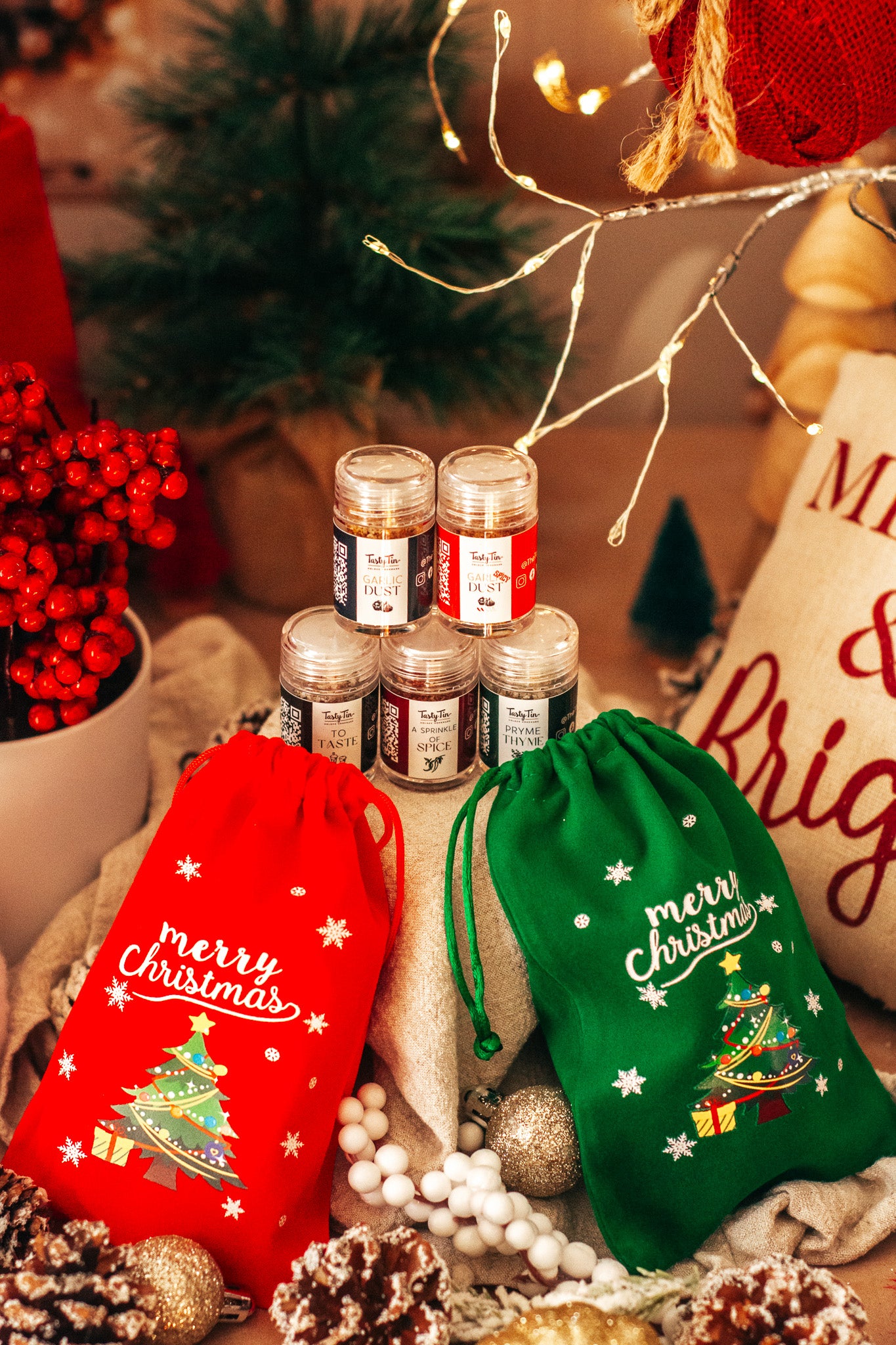 Emergency Flavor Kit – 5 Mini Plastic Seasonings for Travel, Gifting, and Holiday Cooking